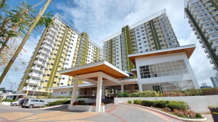 Casa De Gomez At Mesaverte Residences Cagayan de Oro Exterior photo